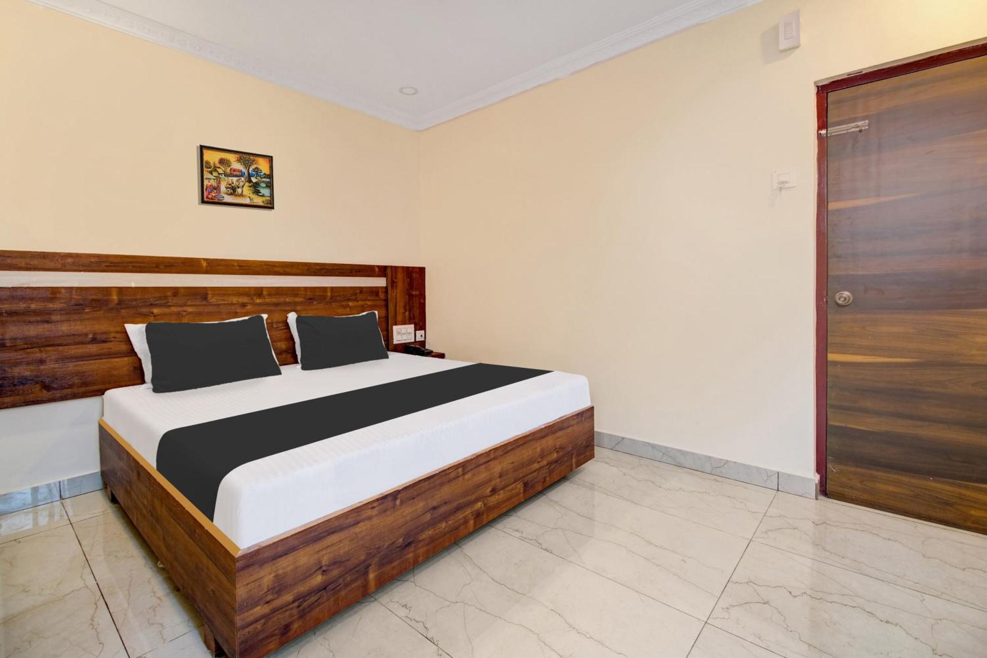 Hotel O Leela Elite Vijayawāda Esterno foto